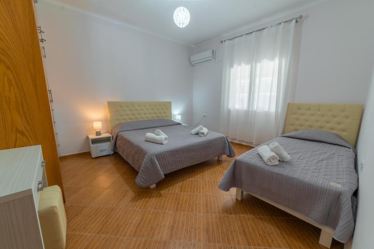 Dajana Apartments Ksamil Bagian luar foto