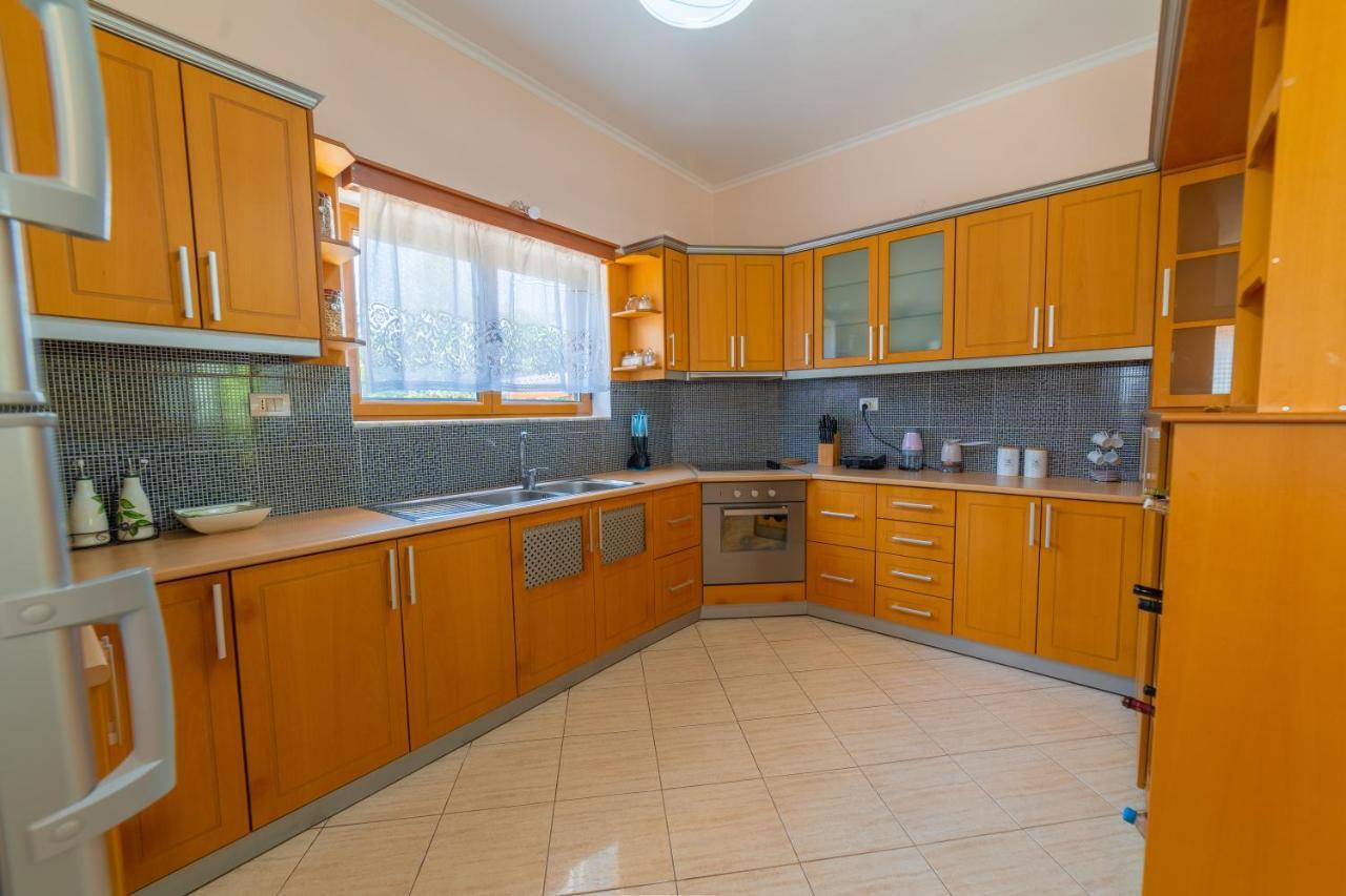 Dajana Apartments Ksamil Bagian luar foto
