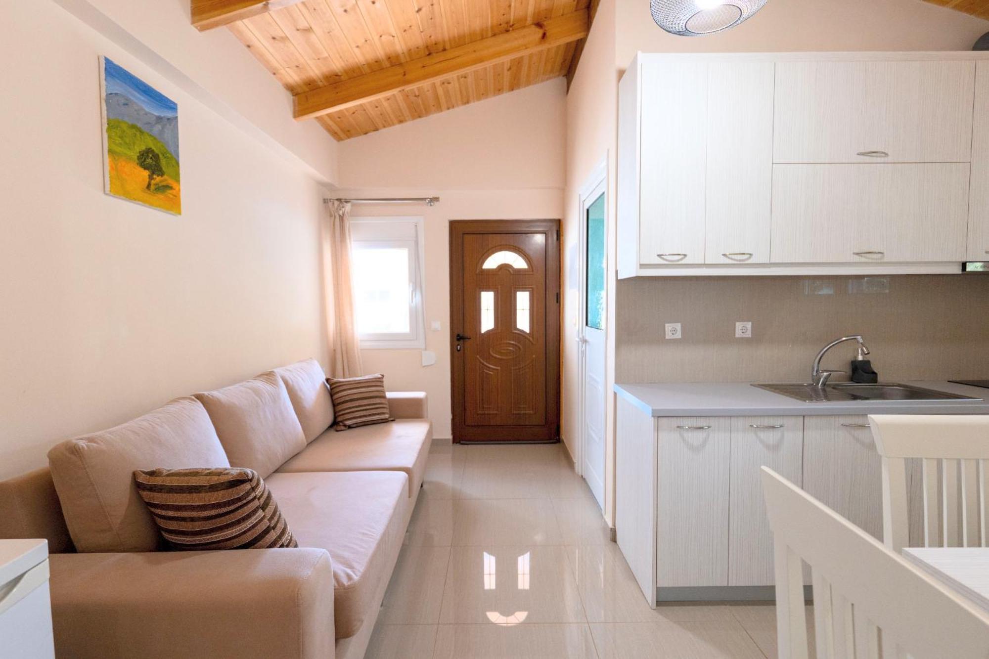 Dajana Apartments Ksamil Bagian luar foto